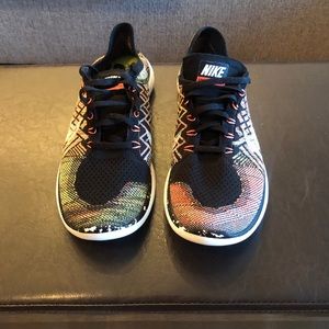Multi colored Flyknit